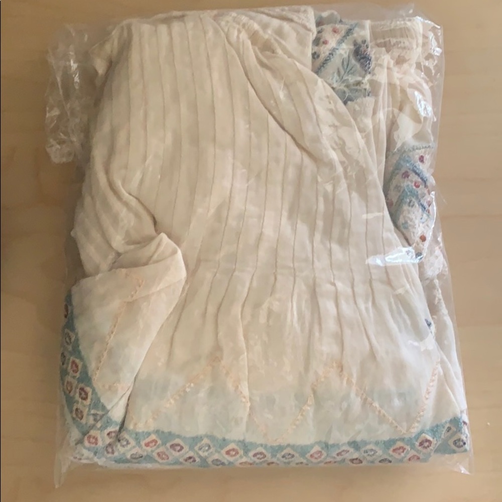 Anthropologie Kayla Embroidered Blouse - Picture 8 of 9